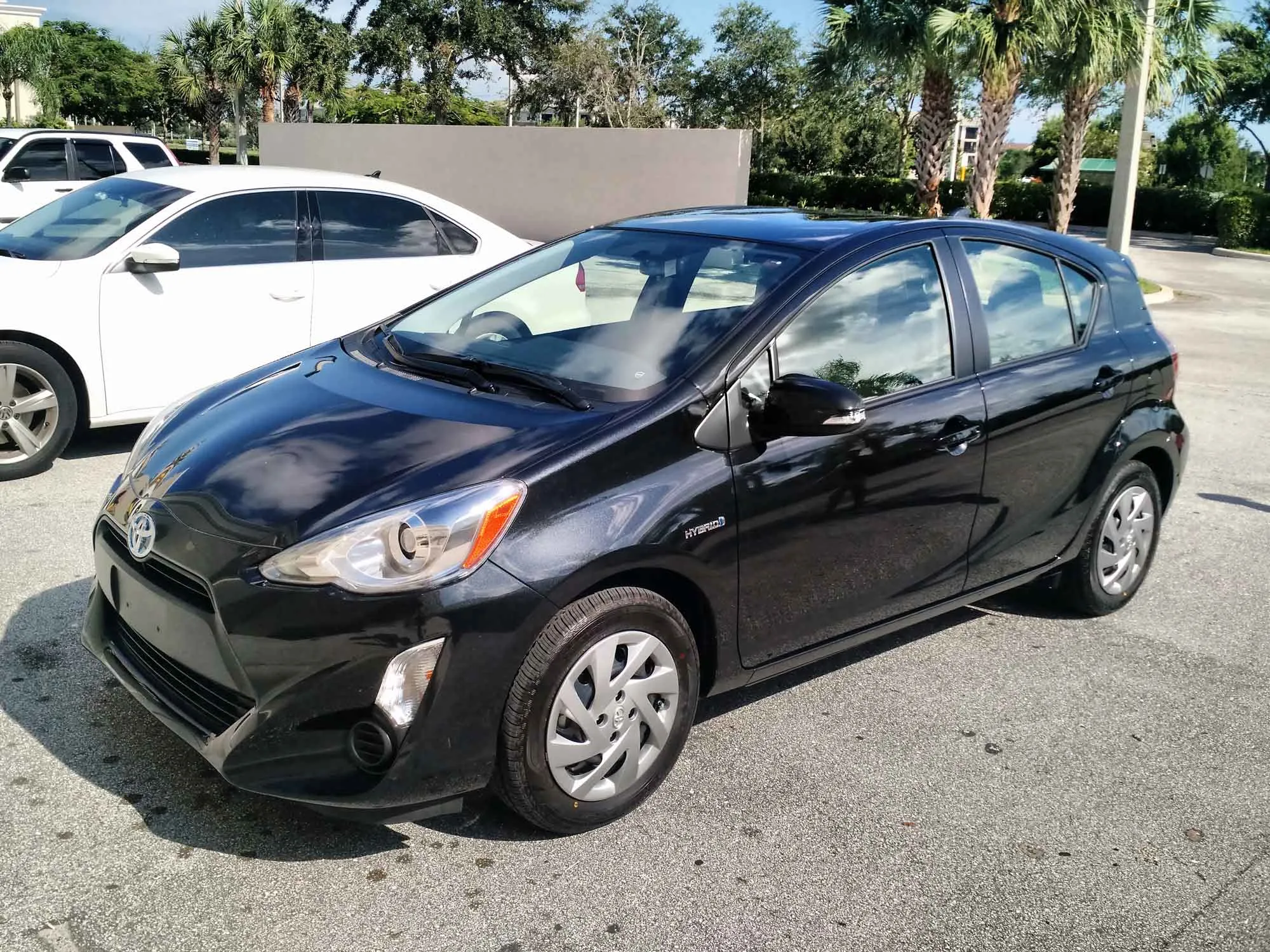 Black Toyota Prius