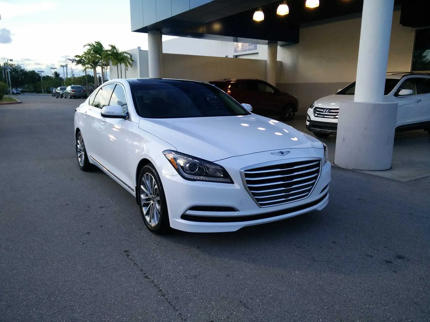Hyundai Genesis Sedan